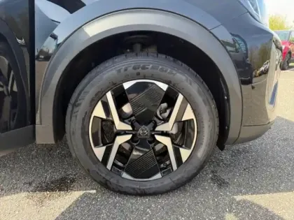 Photo 14 Peugeot 2008 Gén. II Ph2 Allure 5