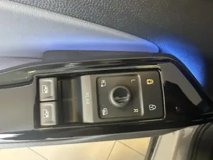 Photo 14 Volkswagen Id.4  286ch Pro 77 kWh Life Max