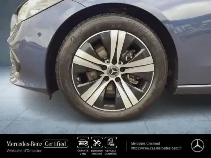 Photo 8 Mercedes Classe C Gén. V (W206) Ph1 Avantgarde Line 4