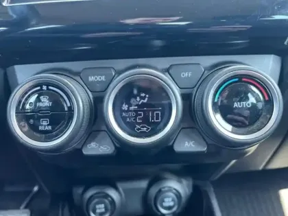 Photo 14 Suzuki Swift  1.2 Dualjet Hybrid 83ch Pack