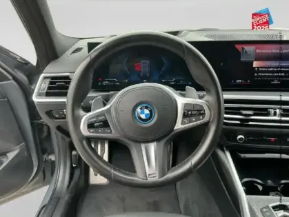 Photo 11 BMW Serie 3 Série 3 Touring 330eA xDrive 292ch M Sport
