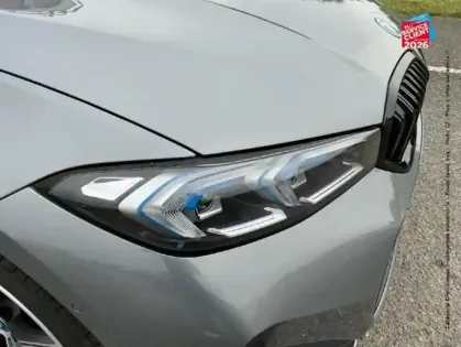 Photo 12 BMW Serie 3 Série 3 Touring 330eA xDrive 292ch M Sport