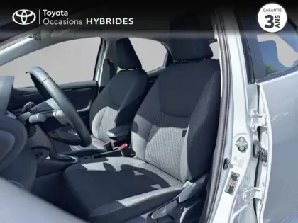 Photo 10 Toyota Yaris Gén. IV Ph1 Dynamic 5