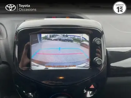 Photo 14 Toyota Aygo Gén. II Ph1 x-cite 4 5