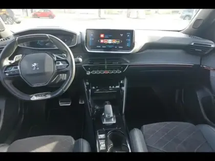 Photo 8 Peugeot 2008 Gén. II Ph1 NG GT Pack 5