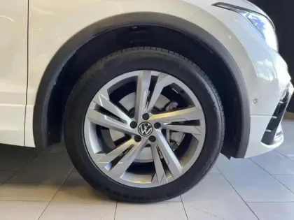Photo 8 Volkswagen Tiguan  1.4 eHybrid 245ch R-Line DSG6