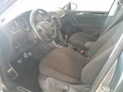 Photo 9 Volkswagen Tiguan  2.0 TDI 150ch Sound