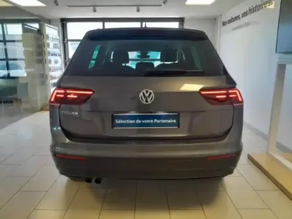 Photo 8 Volkswagen Tiguan  2.0 TDI 150ch Sound