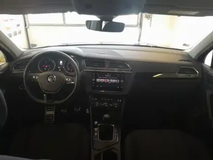 Photo 10 Volkswagen Tiguan  2.0 TDI 150ch Sound