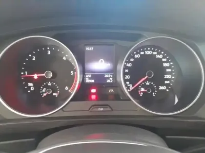 Photo 11 Volkswagen Tiguan  2.0 TDI 150ch Sound