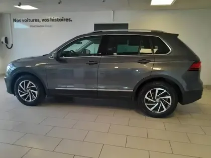 Photo 7 Volkswagen Tiguan  2.0 TDI 150ch Sound