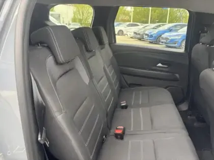 Photo 11 Dacia Jogger  1.6 hybrid 140ch Expression 5 places