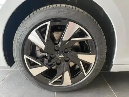 Photo 14 Opel Astra Gén. VI Ph2 GS 5