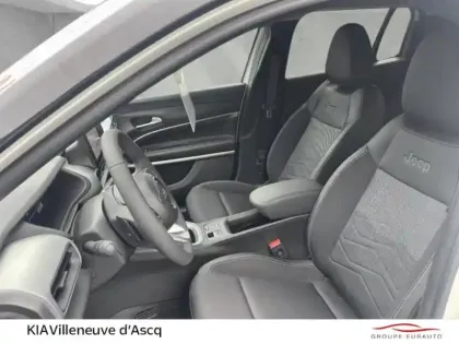 Photo 25 Jeep Avenger Gén. I Ph1 Summit 5