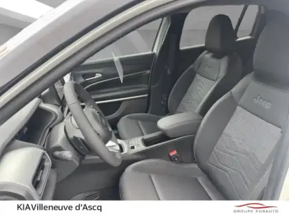 Photo 10 Jeep Avenger Gén. I Ph1 Summit 5