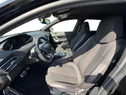 Photo 8 Peugeot 308 Gén. II Ph2 GT Line 5