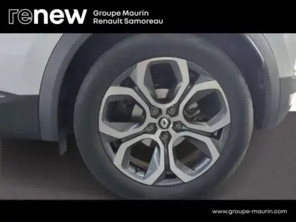 Photo 6 Renault Captur  1.6 E-Tech hybride 145ch Intens -21