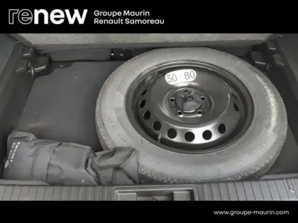 Photo 9 Renault Captur  1.6 E-Tech hybride 145ch Intens -21