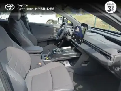 Photo 20 Toyota C-HR + 224ch 77kWh Design Grande Autonomie