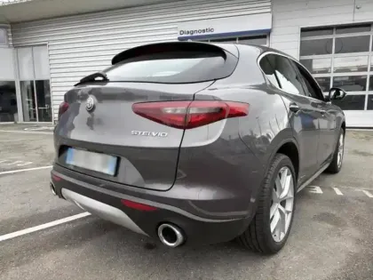 Photo 13 Alfa Romeo Stelvio  2.0T 280ch Super Q4 AT8 MY19