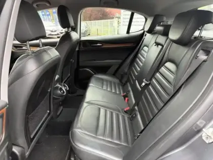 Photo 5 Alfa Romeo Stelvio  2.0T 280ch Super Q4 AT8 MY19
