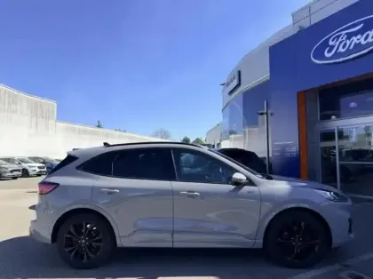 Photo 7 Ford Kuga  2.5 Duratec 190ch FHEV E85 Graphite Tech Edition BVA