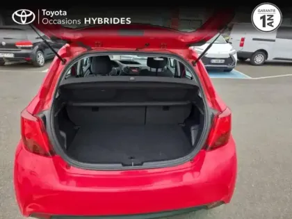 Photo 24 Toyota Yaris  69 VVT-i France 5p