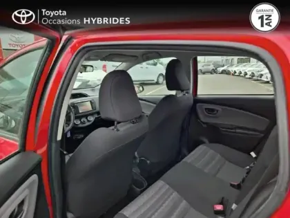 Photo 11 Toyota Yaris Gén. III Ph2 NG France 5