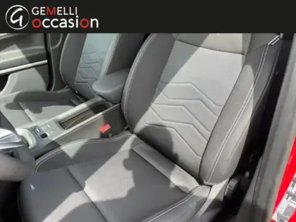 Photo 21 Jeep Avenger Gén. I Ph1 Summit 5