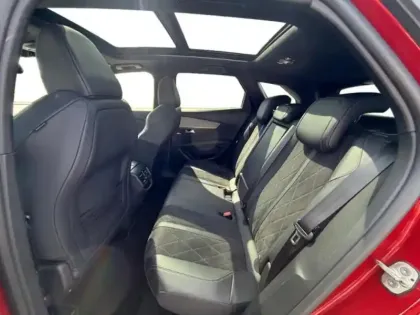 Photo 12 Peugeot 3008 Gén. II Ph1 GT 5