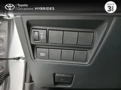 Photo 28 Toyota Yaris  116h Design 5p MY25