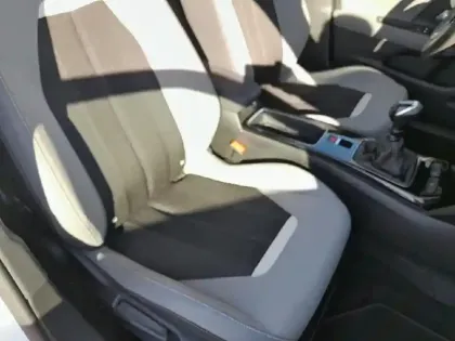 Photo 8 Opel Mokka  1.2 Turbo 100 ch BVM6 Elegance