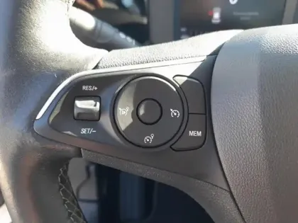 Photo 18 Opel Mokka  1.2 Turbo 100 ch BVM6 Elegance