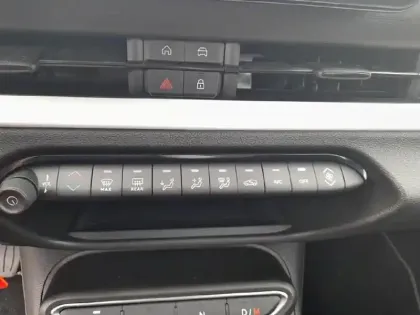 Photo 12 Fiat 600  1.2 Hybrid 100ch DCT6