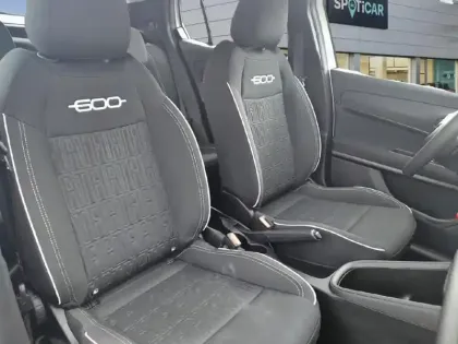 Photo 8 Fiat 600  1.2 Hybrid 100ch DCT6