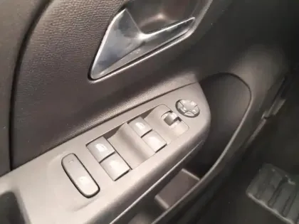 Photo 19 Opel Corsa  1.2 Turbo 100 ch BVA8 Edition