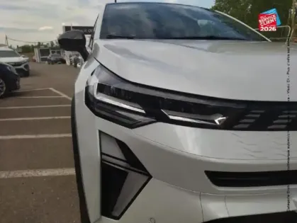 Photo 12 Renault Symbioz  1.8 E-Tech full hybrid 160ch Iconic - 26