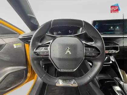 Photo 11 Peugeot 208  e- 136ch GT