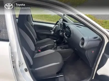 Photo 5 Toyota Aygo  X 1.0 VVT-i 72ch Dynamic