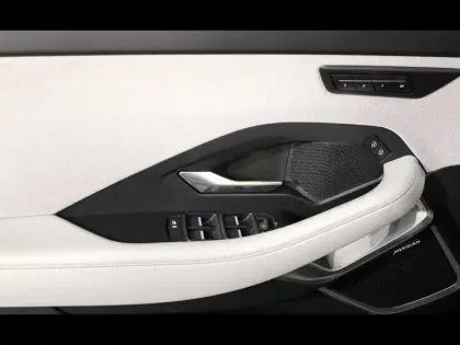 Photo 12 Jaguar E-Pace  P300e PHEV R-Dynamic HSE BVA AWD