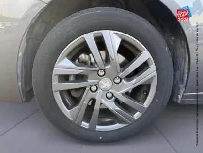 Photo 9 Peugeot 208  1.5 BlueHDi 100ch S&S Style