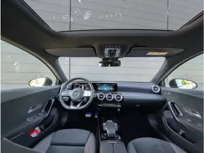 Photo 10 Mercedes Classe A 200 