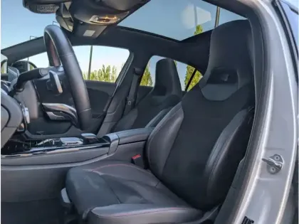 Photo 16 Mercedes Classe A 200 