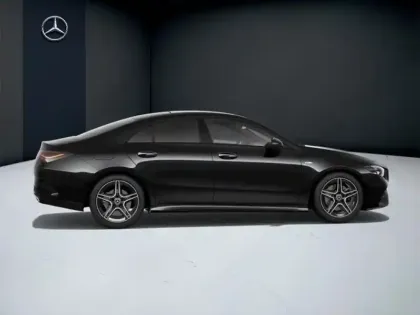 Photo 16 Mercedes CLA  250 e Hybrid EQ Coupé AMG 