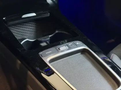 Photo 49 Mercedes Classe A 250 e Hybrid EQ AMG Line