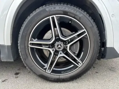 Photo 8 Mercedes GLA 200 d AMG Line