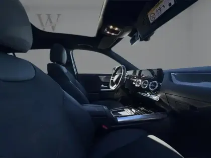 Photo 15 Mercedes GLA 250 e Hybrid EQ AMG Line