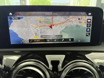 Photo 19 Mercedes Classe A 200 d AMG Line