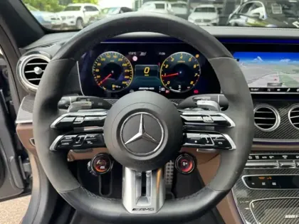 Photo 18 Mercedes Classe E 63 S 4MATIC+ Break