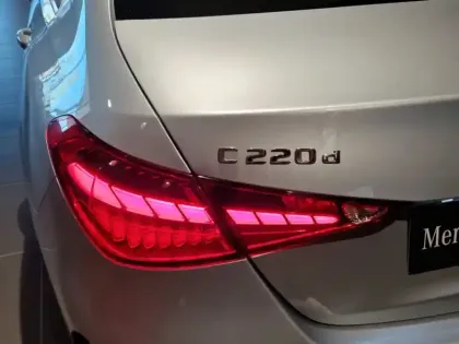 Photo 45 Mercedes Classe C  220 d Berline AMG Lin